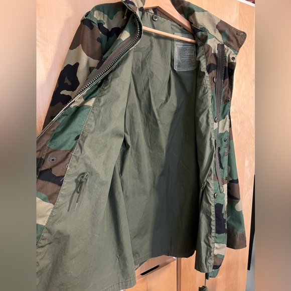 US Army M-65 Cold Weather Field Coat in Woodland Camo - Picture 4 of 4